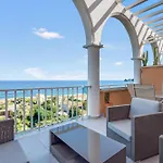 Σπίτι διακοπών Beachfront Penthouse *